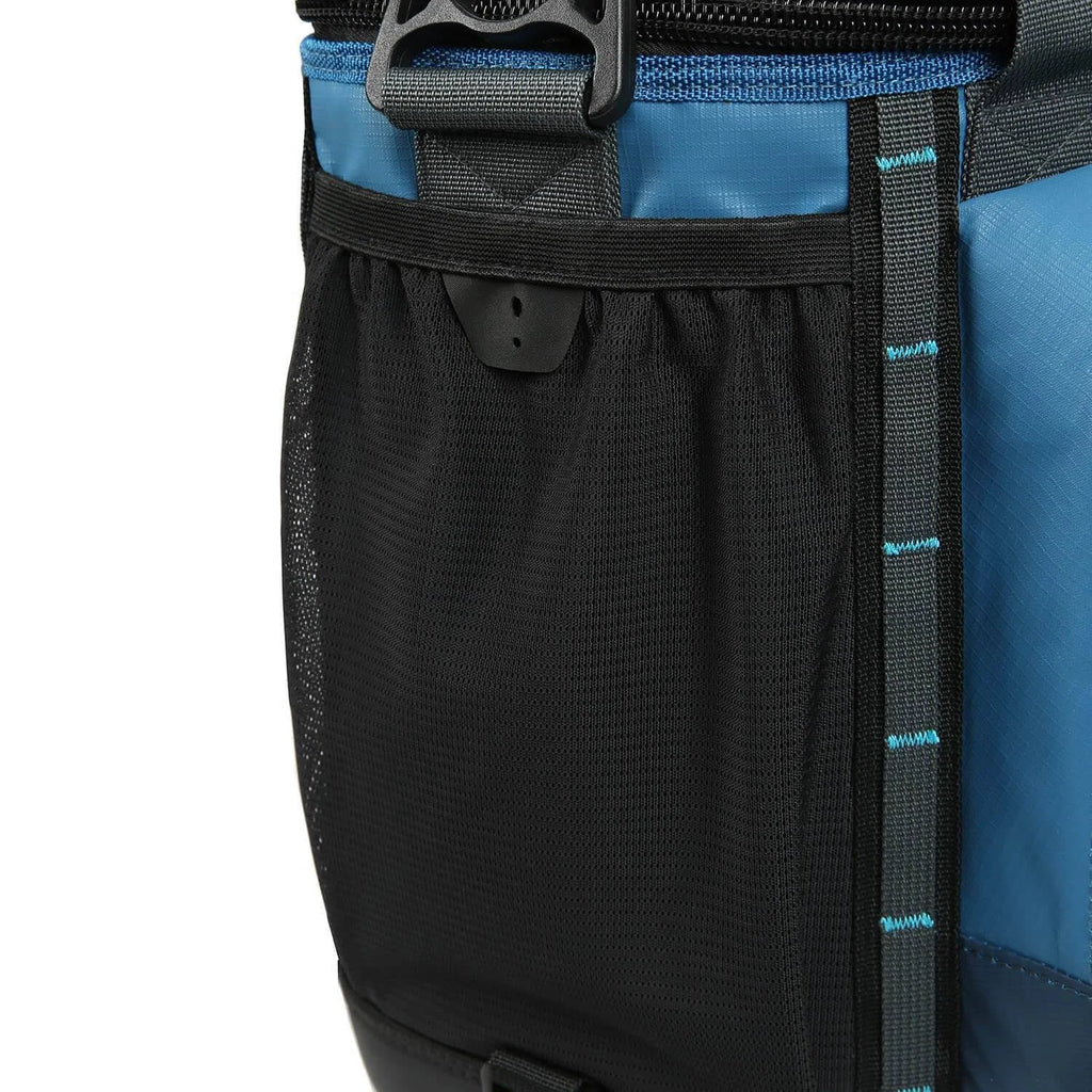 Blue 16 Can Cooler Y578