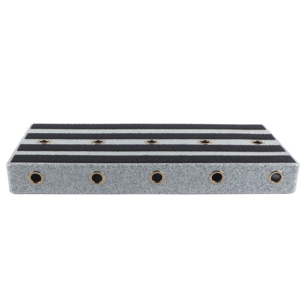 Sturdy Pedal Board F542240
