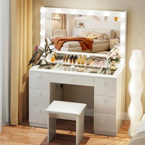White Vanity with Lighted Mirror, 7 Drawers and Stool O45211