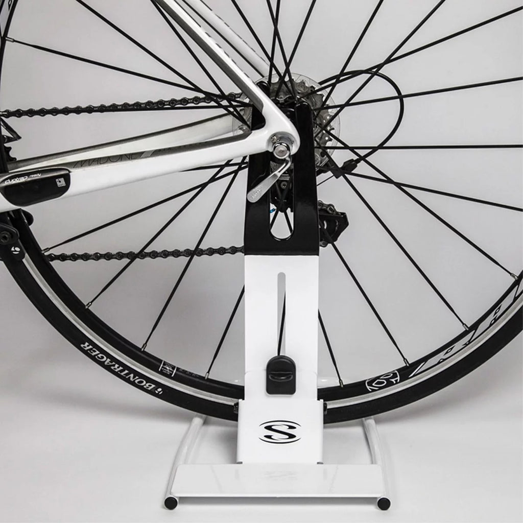 17.9 in x 13.4 in x 10.4 in Single Bike Stand R89460