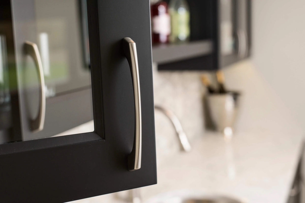 Matte Black Pull R619232