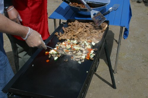 3-Burner Flat Top Griddle for Outdoor Cooking F6257