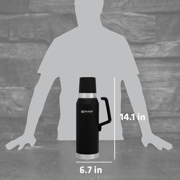 1.4 qt Hammertone Green Thermal Bottle D696