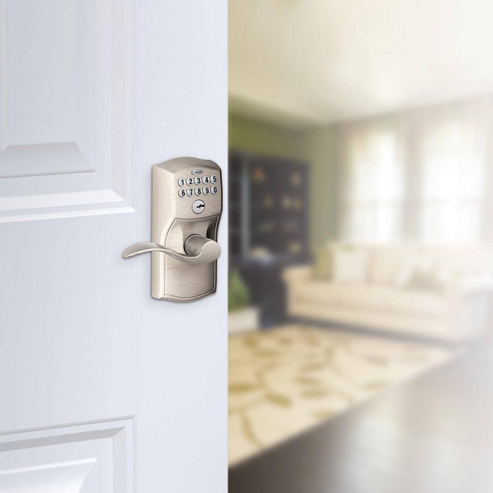 Keypad Entry with Flex-Lock and Accent Levers, Satin Nickel Y563