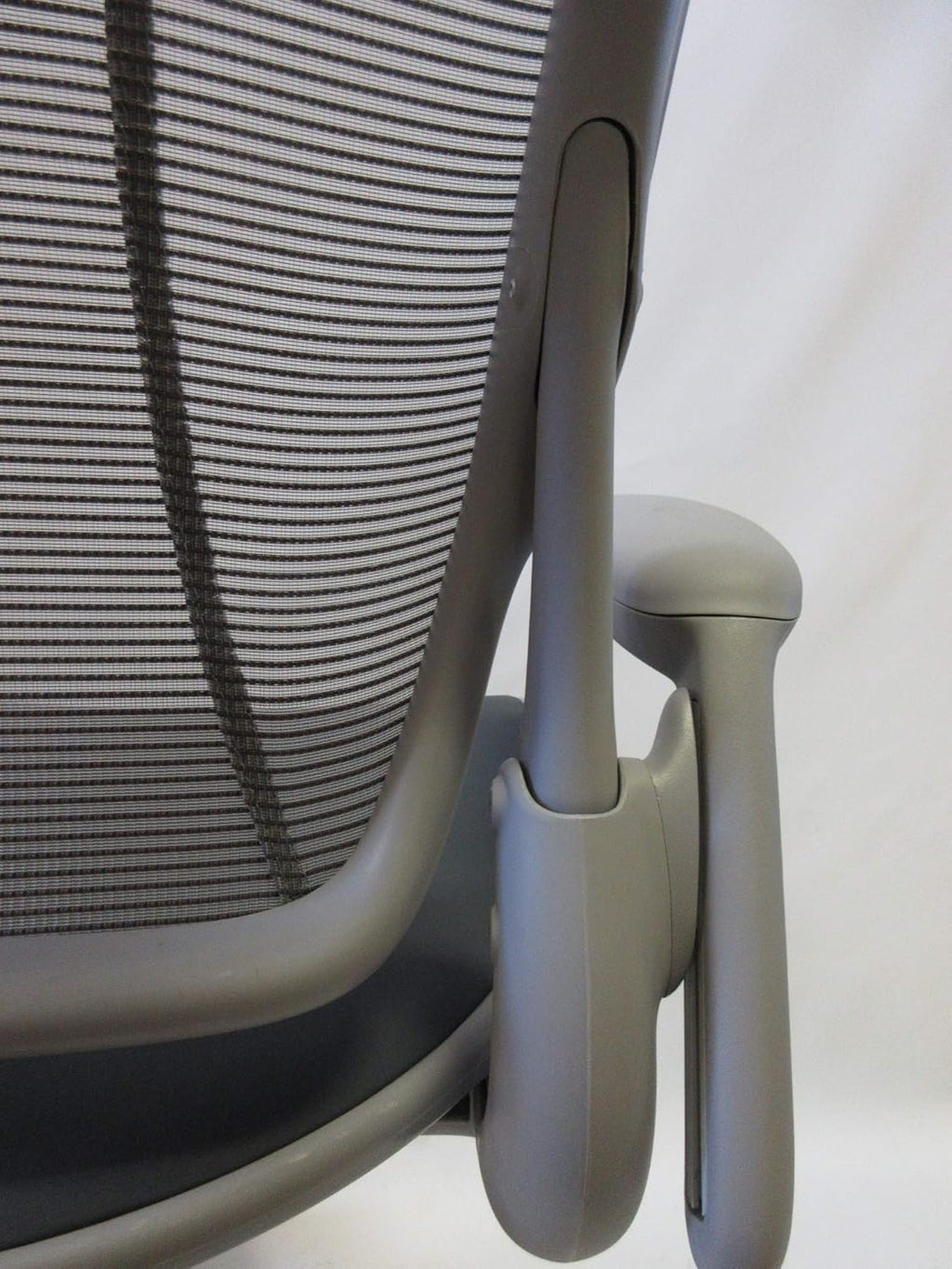 Gray Pinstripe Mesh Task Chair with Grey Frame and Standard Foam Seat J946