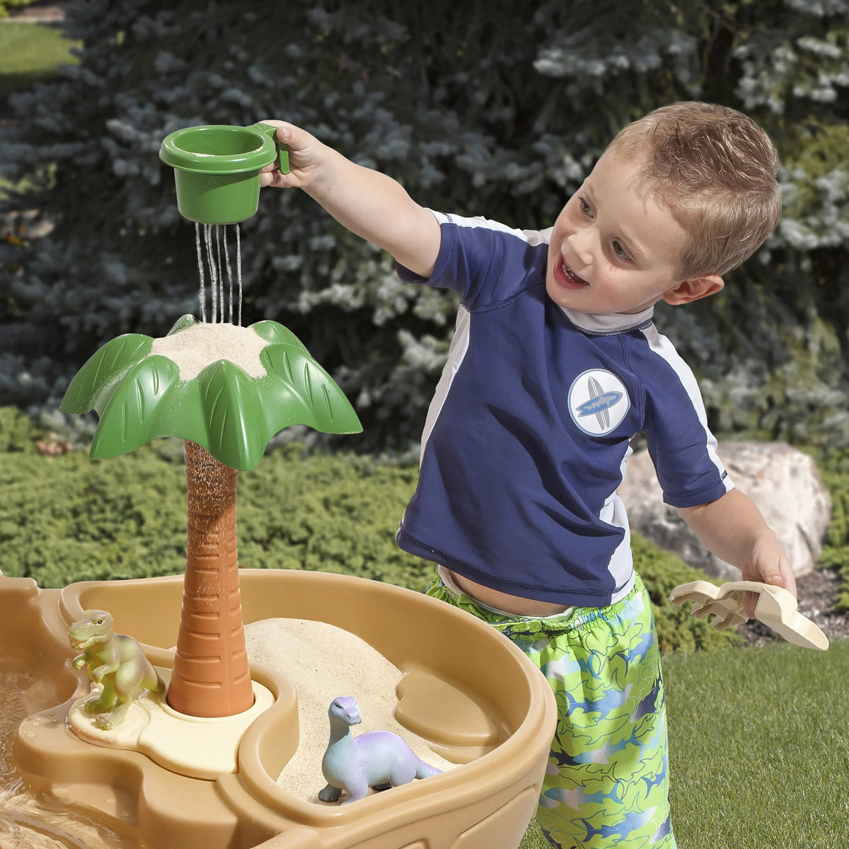 Plastic Sandbox and Water Table with 7-piece Dinosaur Playset U365241