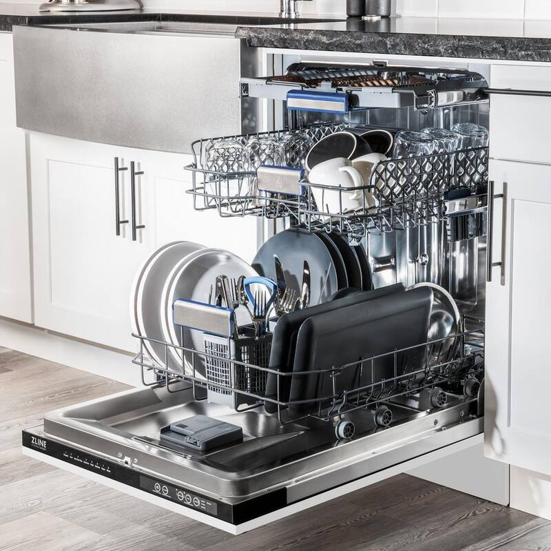 24 in. Tall Tub Dishwasher with 3rd Rack in White Matte Q6887