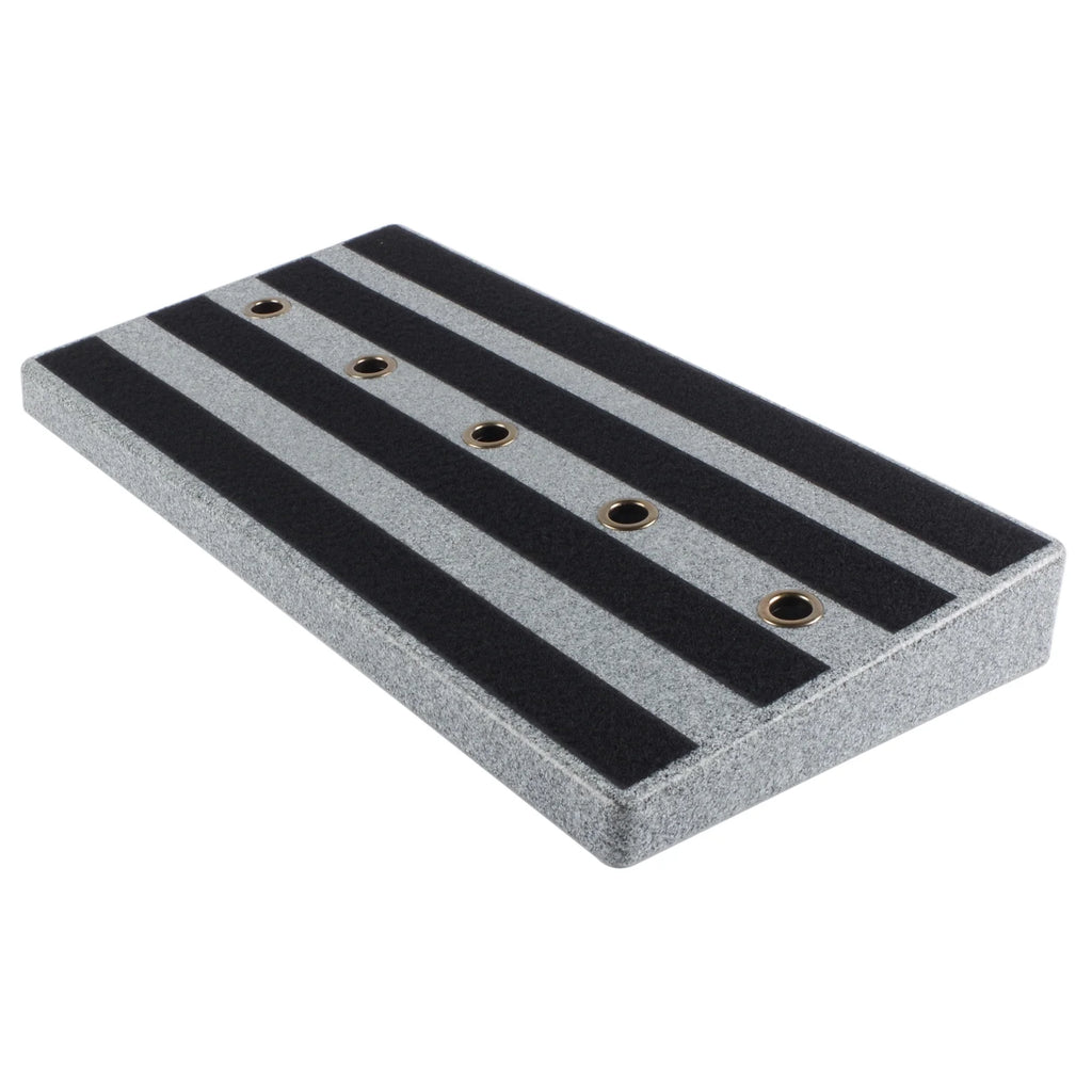 Sturdy Pedal Board F542240