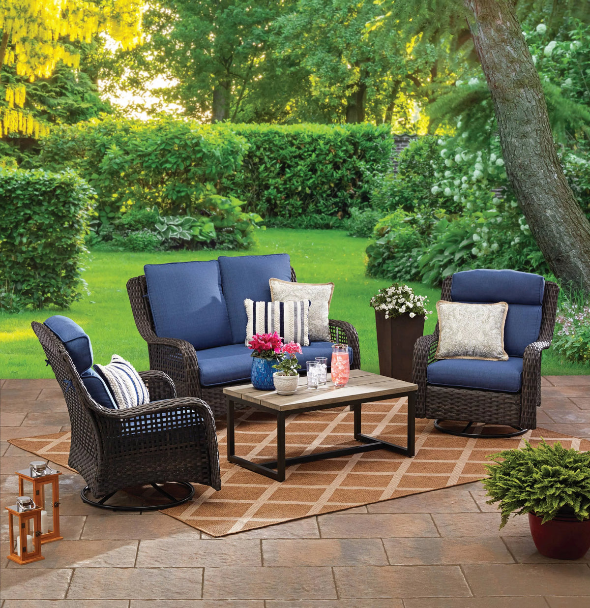 4-Piece Green Outdoor Wicker Swivel Chair Conversation Set U533