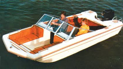Pacific Blue Tri-Hull Boat Cover V8841
