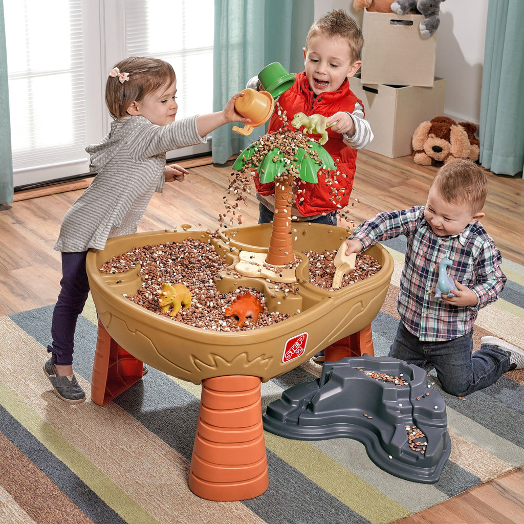 Plastic Sandbox and Water Table with 7-piece Dinosaur Playset U365241